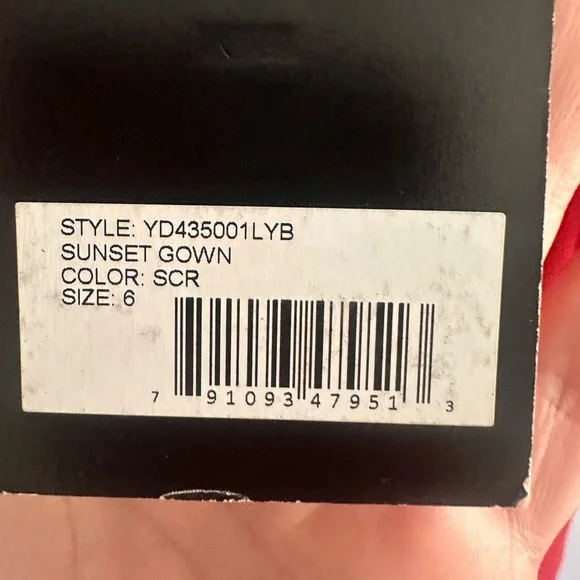 Likely Sunset Gown Drape Sleeve Ruffled Hem in Scarlet Red Sz 6 - Picture 8 of 9